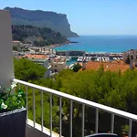 Le Cosy A Avec Vue Exceptionnelle Sur 아파트 *