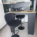 Le Cosy A Avec Vue Exceptionnelle Sur 아파트 *
