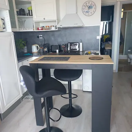 Le Cosy A Avec Vue Exceptionnelle Sur Apartment *