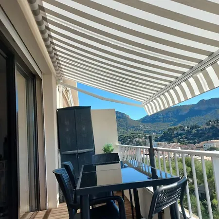Le Cosy A Avec Vue Exceptionnelle Sur شقة كاسيس